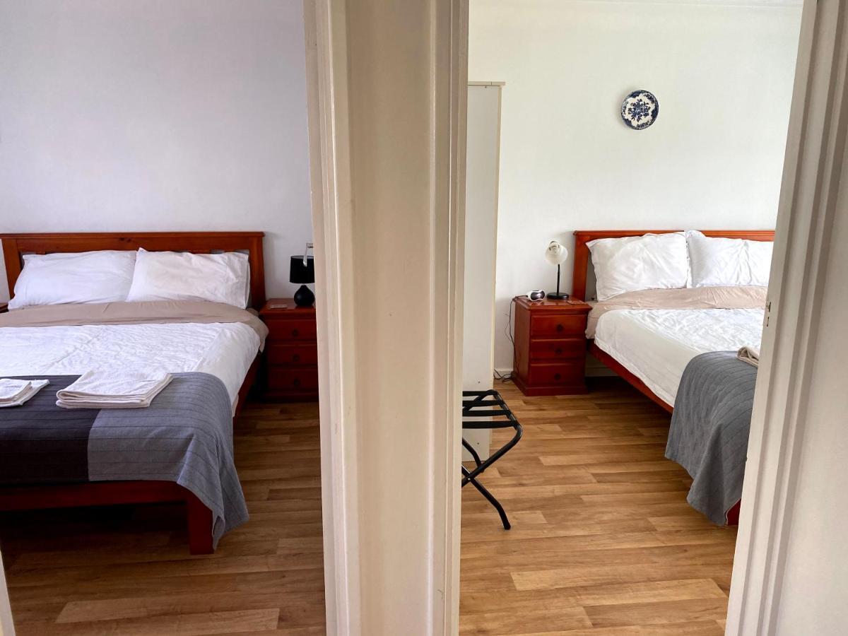Waldeck Heights Apartment Джералдтон Екстериор снимка